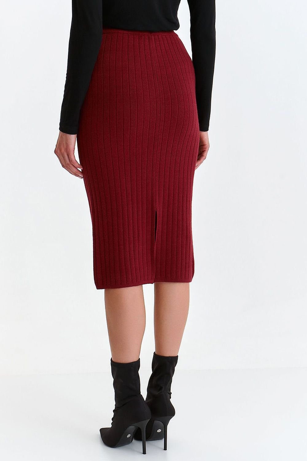 Ribbed Knit Pencil Skirt – Burgundy