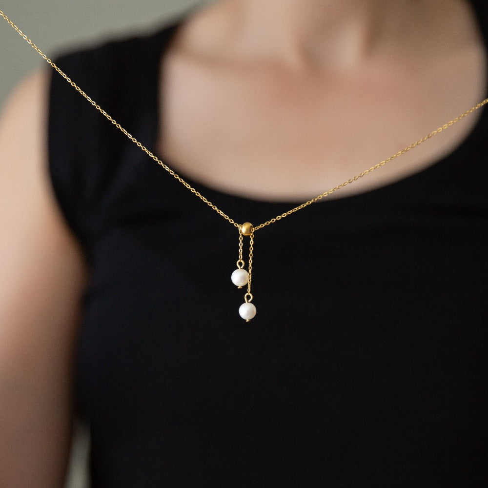 Classic Gold Pearl Drop Necklace